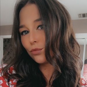 Meet your Posher, Meagan